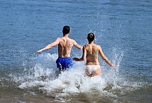 Sommerwetter in Nordrhein-Westfalen - Roberto Pfeil/dpa