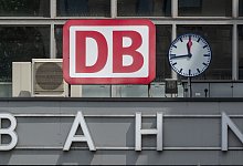 Schlichterspruch - Peter Kneffel/dpa