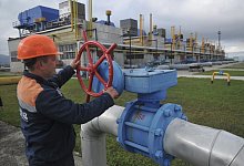 Russland und Ukraine unterzeichnen Gastransitvertrag - Foto: Pavlo Palamarchuk/AP/dpa