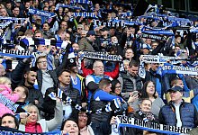 Symbolbild: Arminia-Fans zeigen immer wieder ihre besondere Leidenschaft f&uuml;r den Verein. - Wolfgang Rudolf