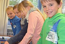 schulstunde-industrie-2015-r0yeu3d60h590buqz2w4zovx8hbwxwx2smbpykdbgg - 1 - 1 - Stay LIP-SO