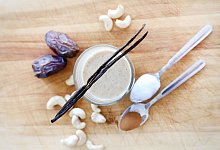 Vanille-Smoothie - Foto: Mascha Brichta/dpa-tmn