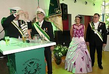 König mit neuer Kette - Rudi Rudolph