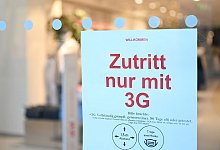 3G im Einzelhandel - Foto: Bernd Wei&szlig;brod/dpa