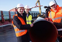 LNG-Leitung - Marcus Brandt/dpa