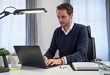 Remote Work Digital vernetzt Arbeiten - Foto: Christin Klose/dpa-tmn