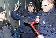 Tiersch&uuml;tzer protestieren vor T&ouml;nnies-Werk - Rheda-Wiedenbr&uuml;ck