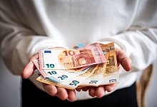 Spenden - Zacharie Scheurer/dpa-tmn/dpa