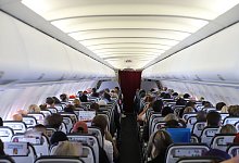 Die Kabine eines Flugzeugs - Sascha Thelen/dpa/dpa-tmn