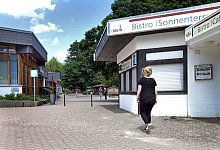 Weg zum Denkmal - Bernhard Preuss