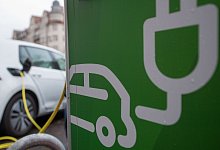 Elektroauto - Hendrik Schmidt/dpa