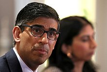 Sunak in Rochdale - Phil Noble/PA Wire/dpa