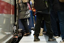 Reiseverkehr zu Beginn der Weihnachtsferien in Berlin - Markus Lenhardt/dpa