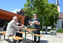 Caf&eacute; Orange am Leopoldsh&ouml;her Marktplatz - Karin Prignitz