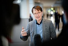 SPD-Gesundheitspolitiker Lauterbach - Foto: Kay Nietfeld/dpa