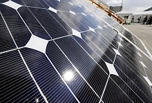 Solarenergieanlage - Foto: Maurizio Gambarini/dpa