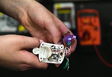 Gef&auml;hrliche Chemikalien - Foto: Peter Roggenthin/Stiftung Warentest/dpa-tmn