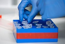 Corona-Tests - Christophe Gateau/dpa/Symbolbild