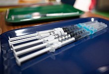 Debatte um Impfpflicht - Foto: Friso Gentsch/dpa