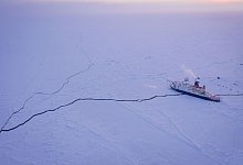 Polarstern - Manuel Ernst/Alfred-Wegener-Institut, Helmhol/dpa