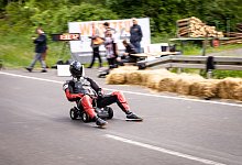 Hesse schafft Bobby-Car-Weltrekord - Foto: Frank Rumpenhorst/dpa