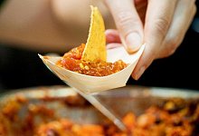 F&uuml;r Chilis kann auch veganes Hack in den Topf kommen - Foto: Klaus-Dietmar Gabbert/dpa-tmn