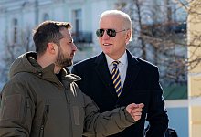 Selenskyj mit Biden - Uncredited/Ukrainian Presidential Press Office/AP/dpa