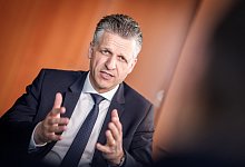 Kanzleramtschef Frei zu Social-Media-Nutzung von Kinden - Michael Kappeler/dpa