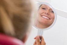 Aligner: Mit Schienen aus dem Internet zu geraden Z&auml;hnen? - Benjamin Nolte/dpa-tmn/dpa