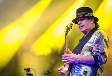 Carlos Santana - Foto: picture alliance / Christoph Schmidt/dpa