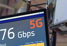 Mehr Bandbreite, höhere Geschwindigkeit - Foto: Andrej Sokolow/dpa