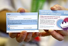 Impfpass - Foto: Gareth Fuller/PA Wire/dpa