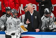 Haie-Chefcaoch Kari Jalonen. - Armin Weigel/dpa