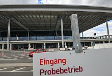 BER-Probebetrieb vor dem Abschluss - Foto: Patrick Pleul/dpa-Zentralbild/dpa