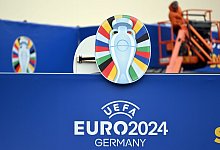 Aufbau der Fan-Zone in Düsseldorf - Federico Gambarini/dpa