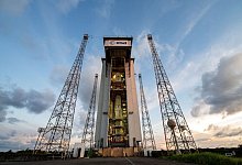 Die neue europäische Trägerrakete Vega C auf dem europäischen Raumfahrthafen in Kourou, Französisch-Guayana. - M. Pedoussaut/ESA/dpa