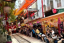 Train Street in Hanoi - Carola Frentzen/dpa