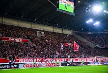 Freiburg-Fans - Tom Weller/dpa