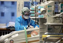 Corona-Situation - Foto: Bernd W&uuml;stneck/dpa-Zentralbild/dpa