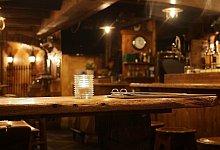 Ab Montag m&uuml;ssen auch die Gastronomen in Paderborn ihre Lokale schlie&szlig;en. - Pixabay (Themenbild)