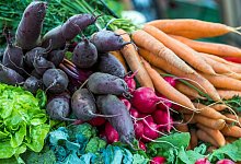 Wurzelgem&uuml;se aus dem Backofen - Foto: Jens B&uuml;ttner