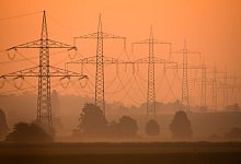 Strompreise - Julian Stratenschulte/dpa