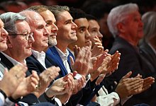 Beifall - Angelika Warmuth/dpa