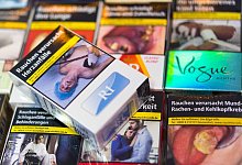 Schockbilder auf Zigarettenschachteln - Foto: Monika Skolimowska/Symbolbild
