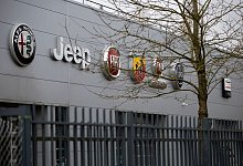 Egal welche Marke: Stellantis will CO2-neutral produzieren. - Peter Dejong/AP/dpa