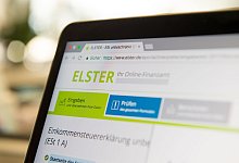 Die Steuer-Plattform &laquo;Elster&raquo; ist derzeit offenbar &uuml;berlastet. - Robert G&uuml;nther/dpa-tmn/dpa