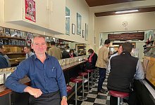 Pellegrini\'s Espresso Bar - Michelle Ostwald/dpa
