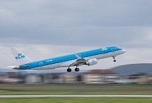 Einige Fluggesellschaften zeigen sich kulant - Foto: Sebastian Gollnow/dpa/dpa-tmn