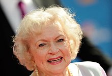 Knapp neun Monate nach dem Tod der TV-Ikone Betty White werden in den USA Andenken aus dem Nachlass des «Golden Girls»-Stars versteigert. (Archivbild) - Paul Buck/EPA FILE/dpa