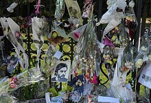 Trauer um verstorbenen Schauspielers Alain Delon - Thibault Camus/AP/dpa